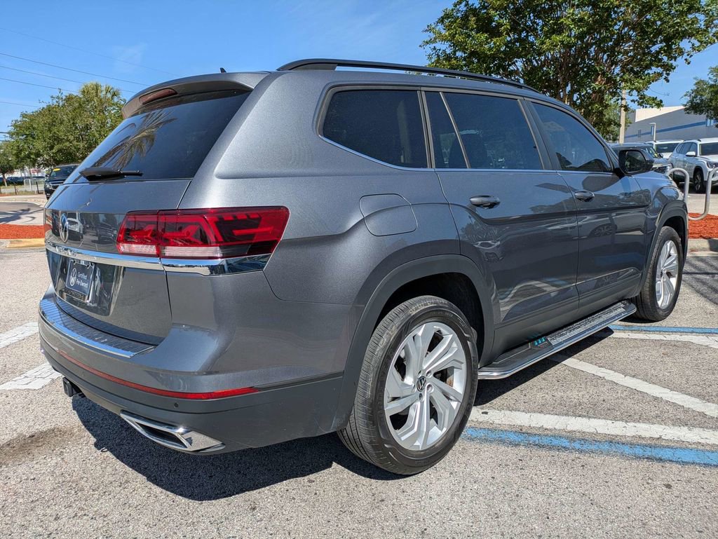 Certified 2023 Volkswagen Atlas SE w/ Panoramic Sunroof Package FWD image 6