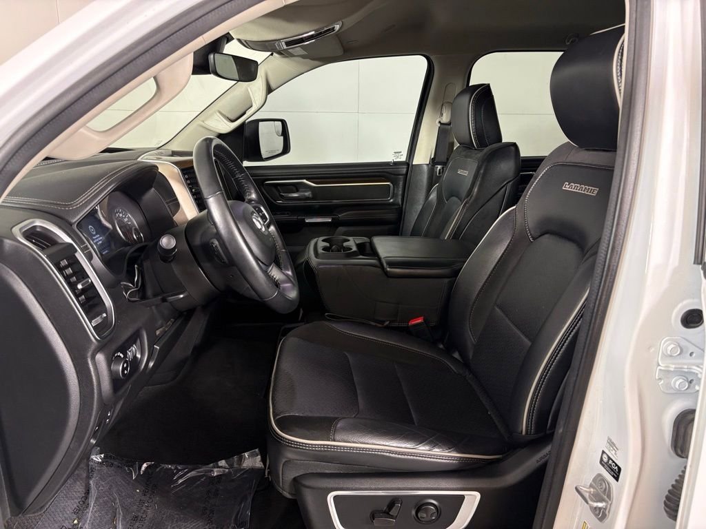 Used 2022 RAM 1500 Laramie AWD/4WD image 16