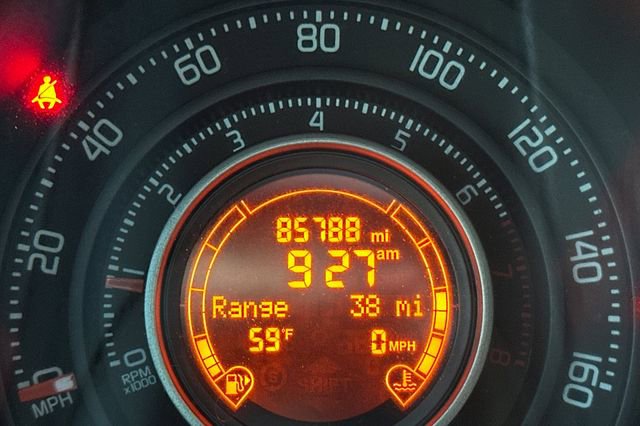 Used 2013 FIAT 500 Abarth w/ Comfort/Convenience Group image 24