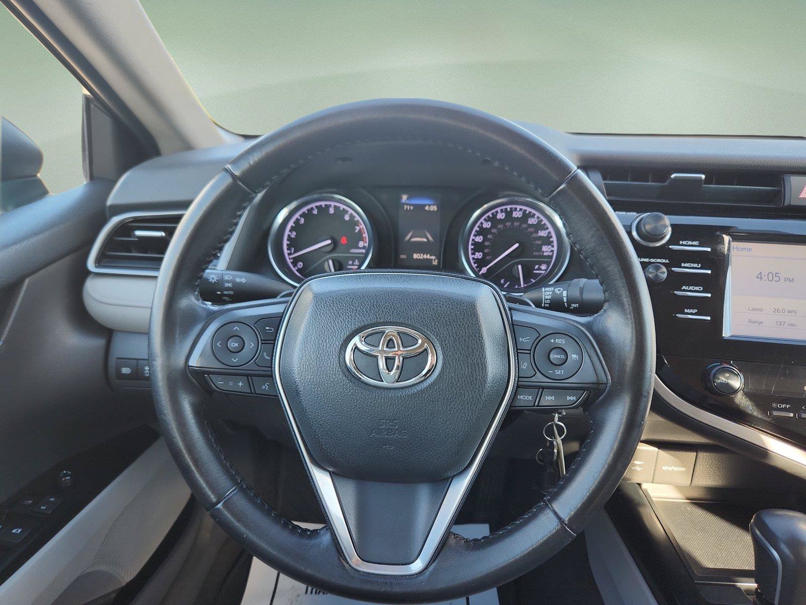 Used 2019 Toyota Camry SE FWD image 17