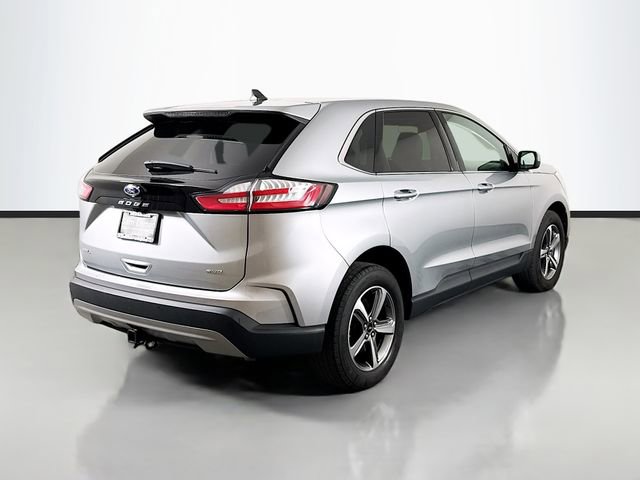 Used 2024 Ford Edge SEL w/ Convenience Package image 7
