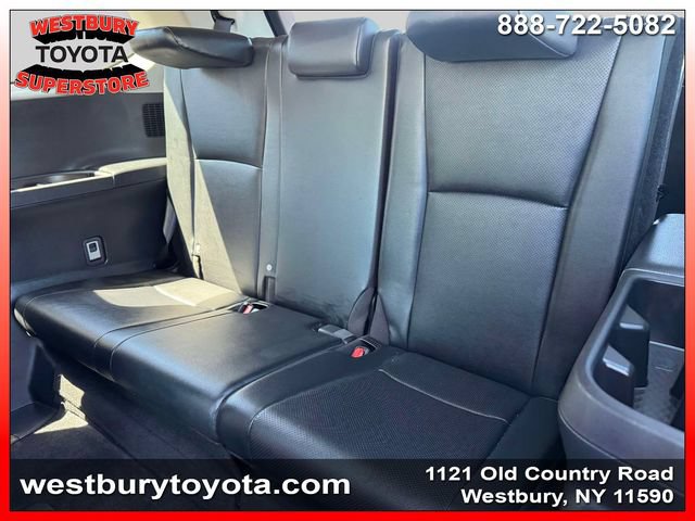 Certified 2024 Toyota Grand Highlander AWD image 16