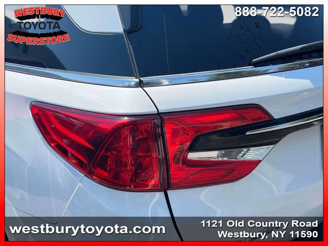 Used 2023 Honda Odyssey Touring image 9