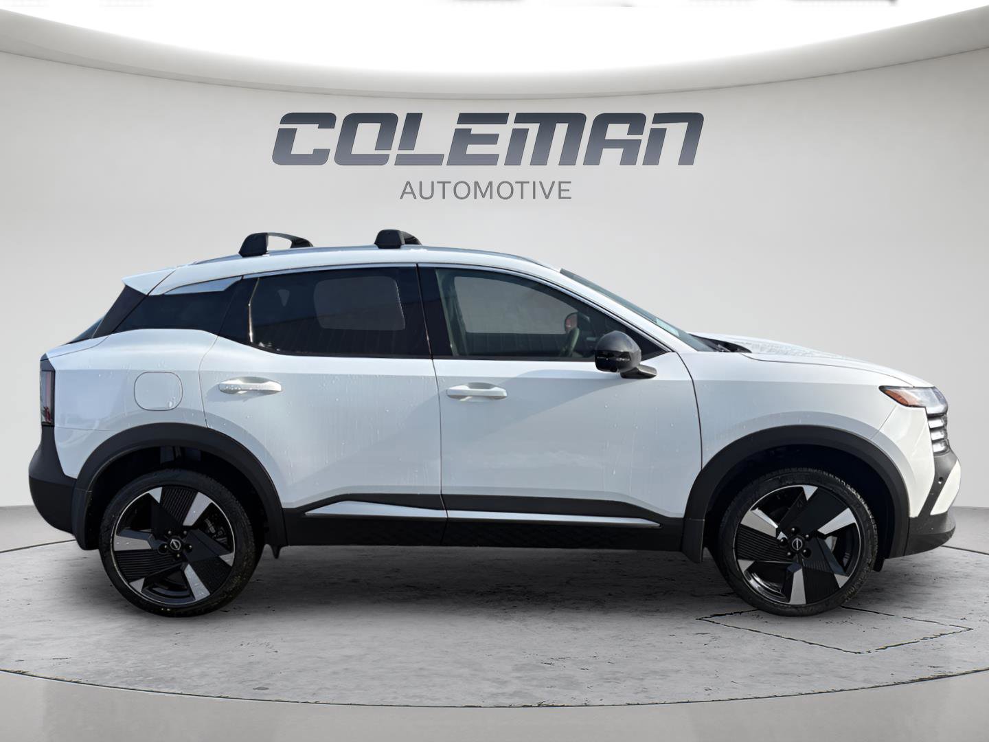 New 2026 Nissan Kicks SR w/ Cold Weather Package image 6