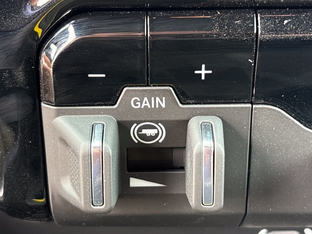 New 2026 RAM 3500 Big Horn AWD/4WD image 14