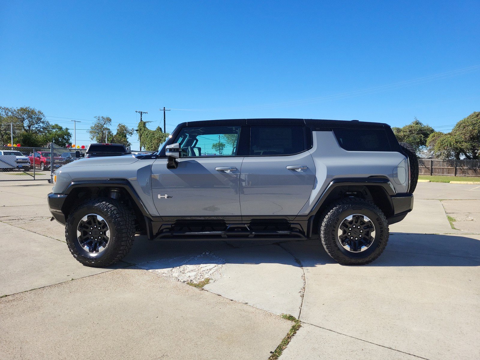 New 2025 GMC Hummer EV 2X w/ Extreme Off-Road Package image 8
