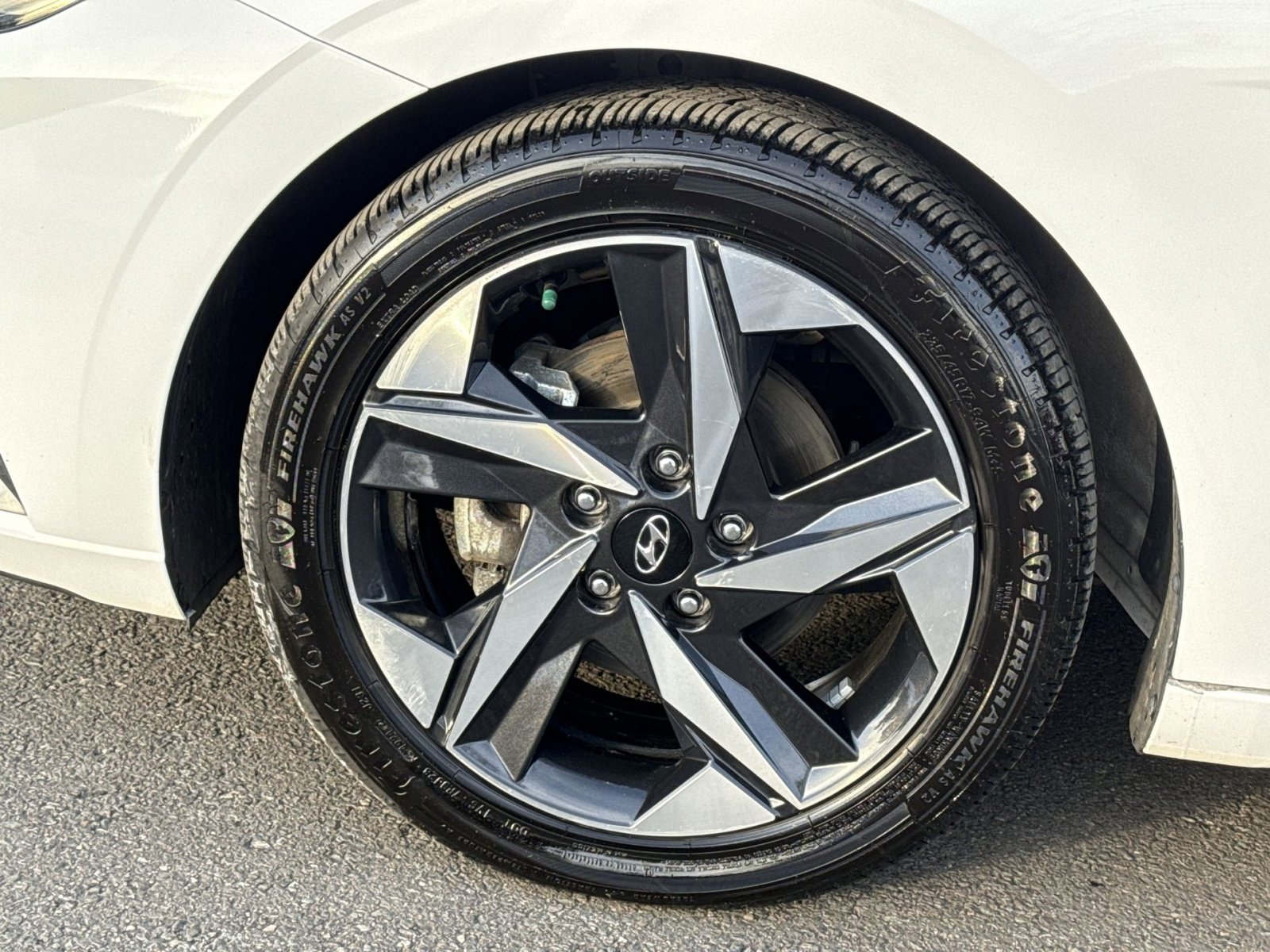 Certified 2023 Hyundai Elantra Limited image 8