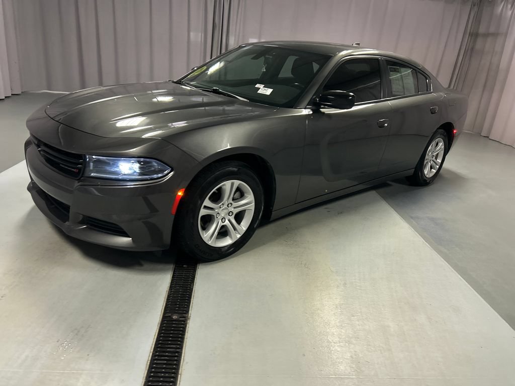 Used 2023 Dodge Charger SXT RWD image 3