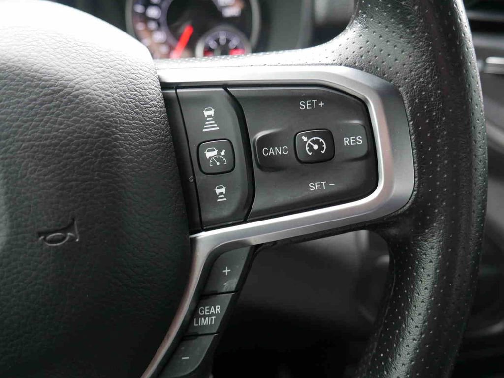 Used 2026 RAM 3500 Tradesman w/ Chrome Appearance Group image 39