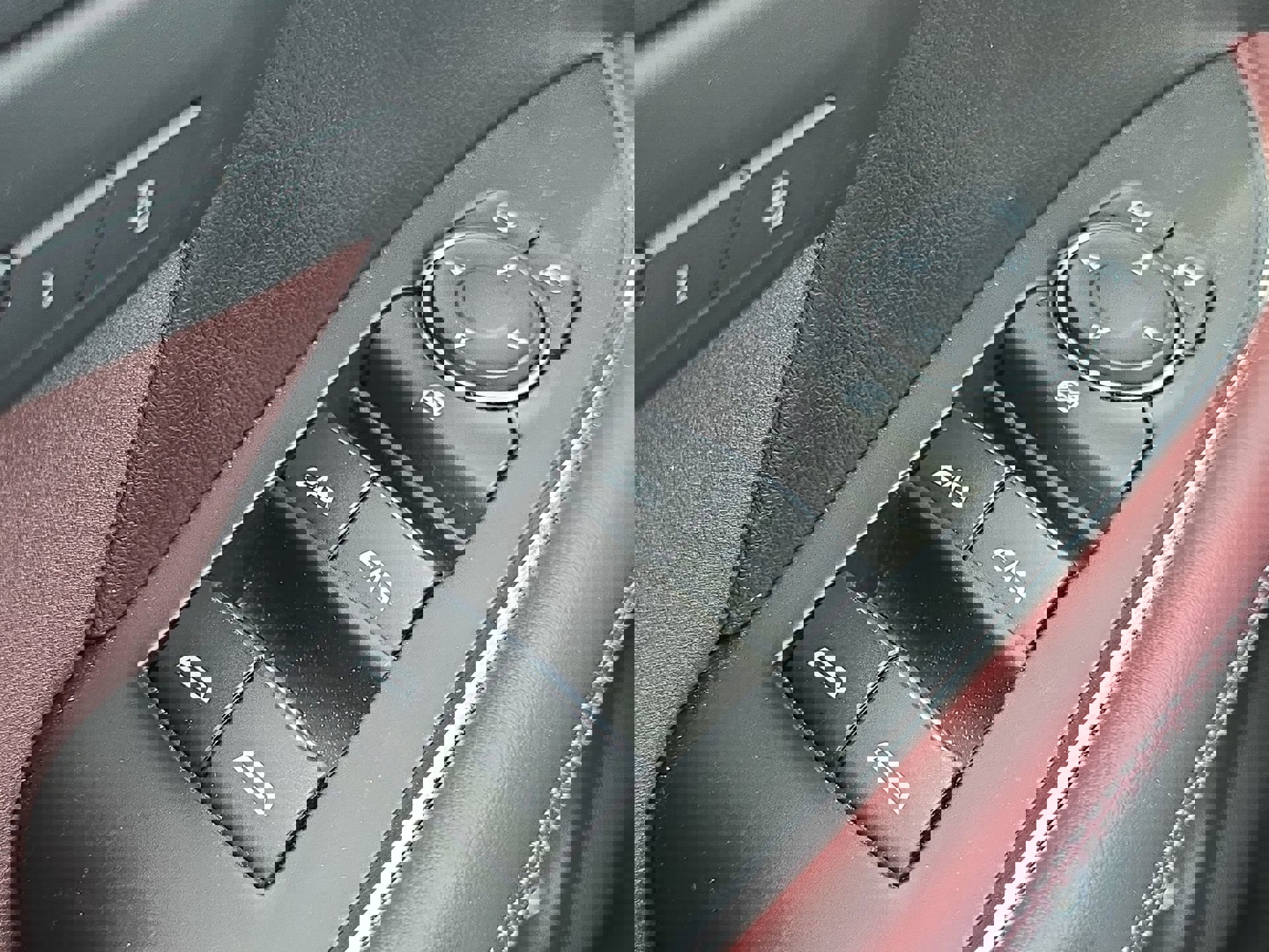 Used 2024 Buick Envision Sport Touring image 13