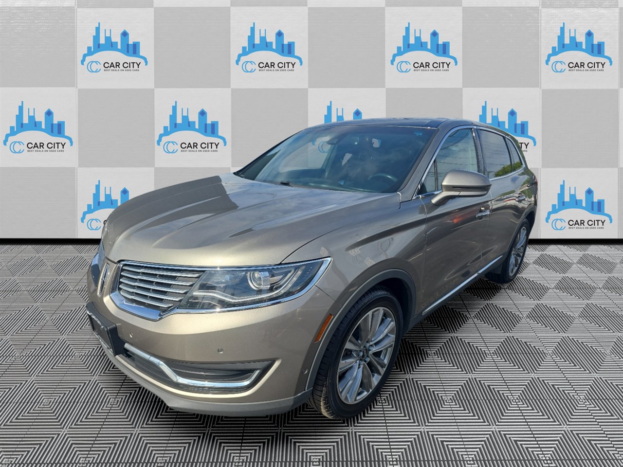 Used 2016 Lincoln MKX Reserve w/ Technology Package
