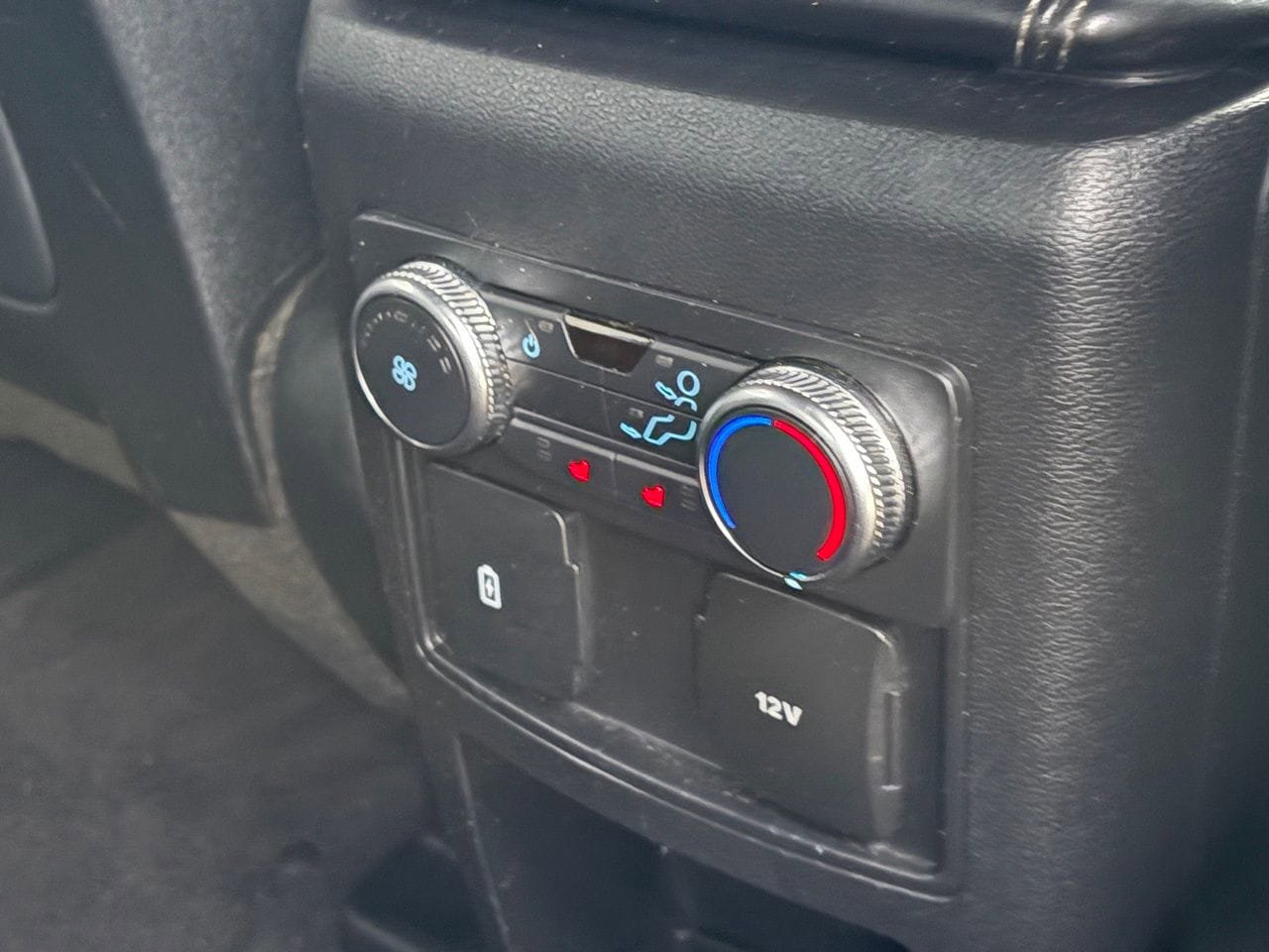 Used 2020 Ford Explorer XLT w/ Equipment Group 202A image 37