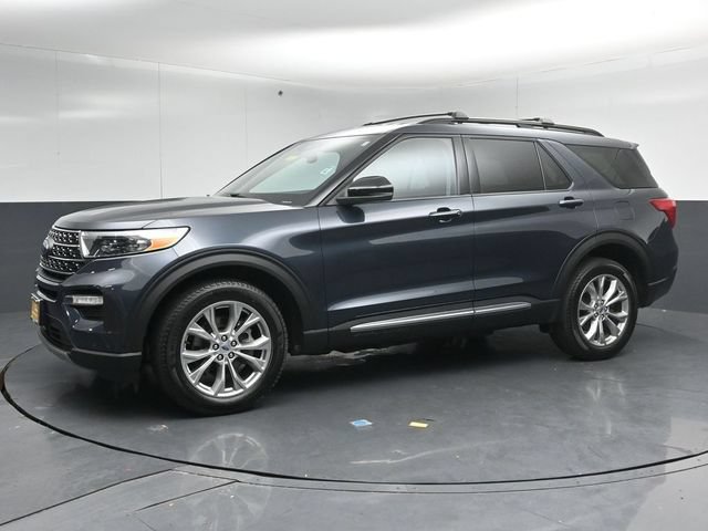 Certified 2024 Ford Explorer XLT w/ Equipment Group 202A AWD/4WD image 4
