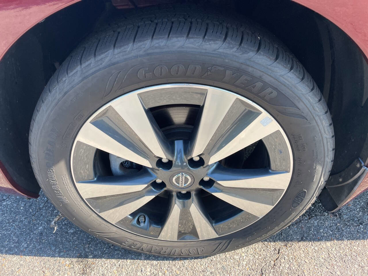 Used 2016 Nissan Leaf SV image 11