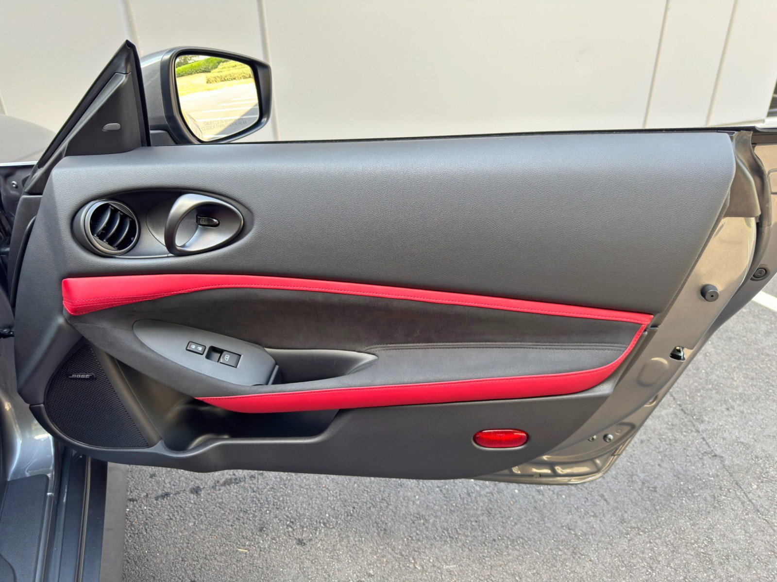 Used 2025 Nissan Z Performance w/ Floor Mat Package RWD image 38