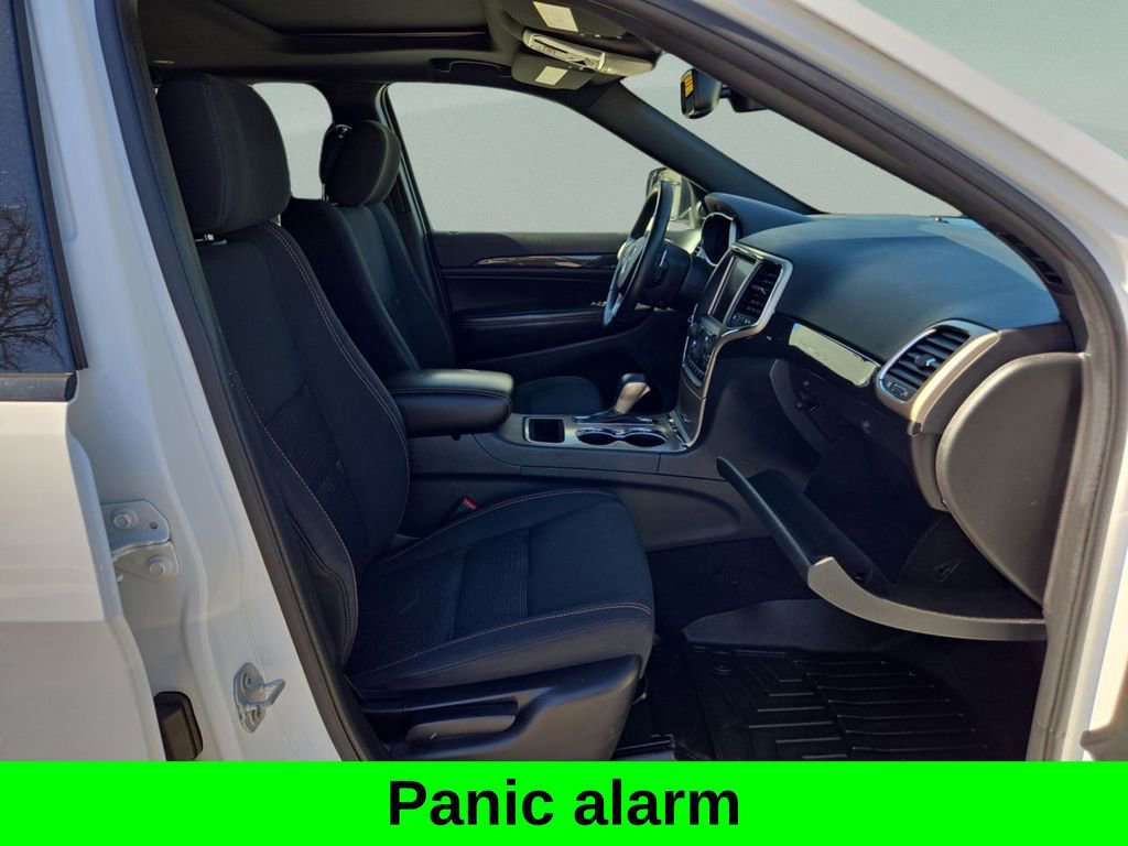 Used 2016 Jeep Grand Cherokee Laredo 75th Anniversary image 19