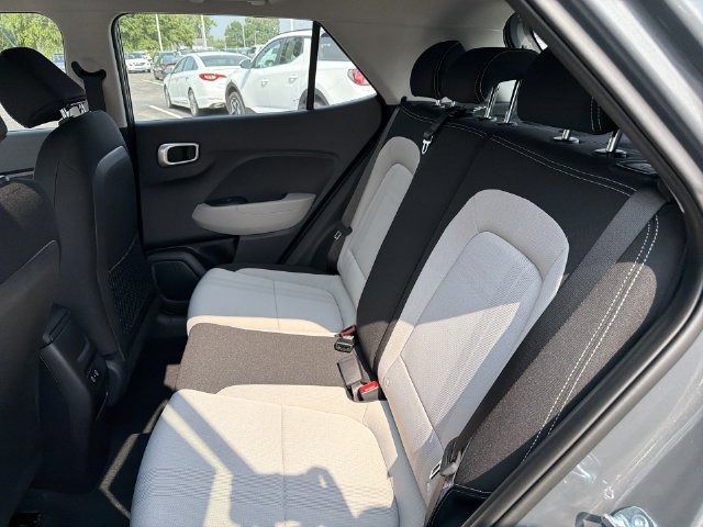New 2026 Hyundai Venue SEL FWD image 21