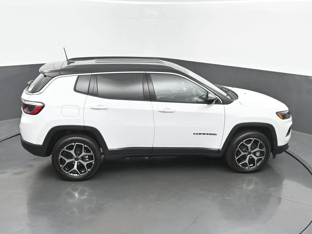 New 2026 Jeep Compass Limited AWD/4WD image 41