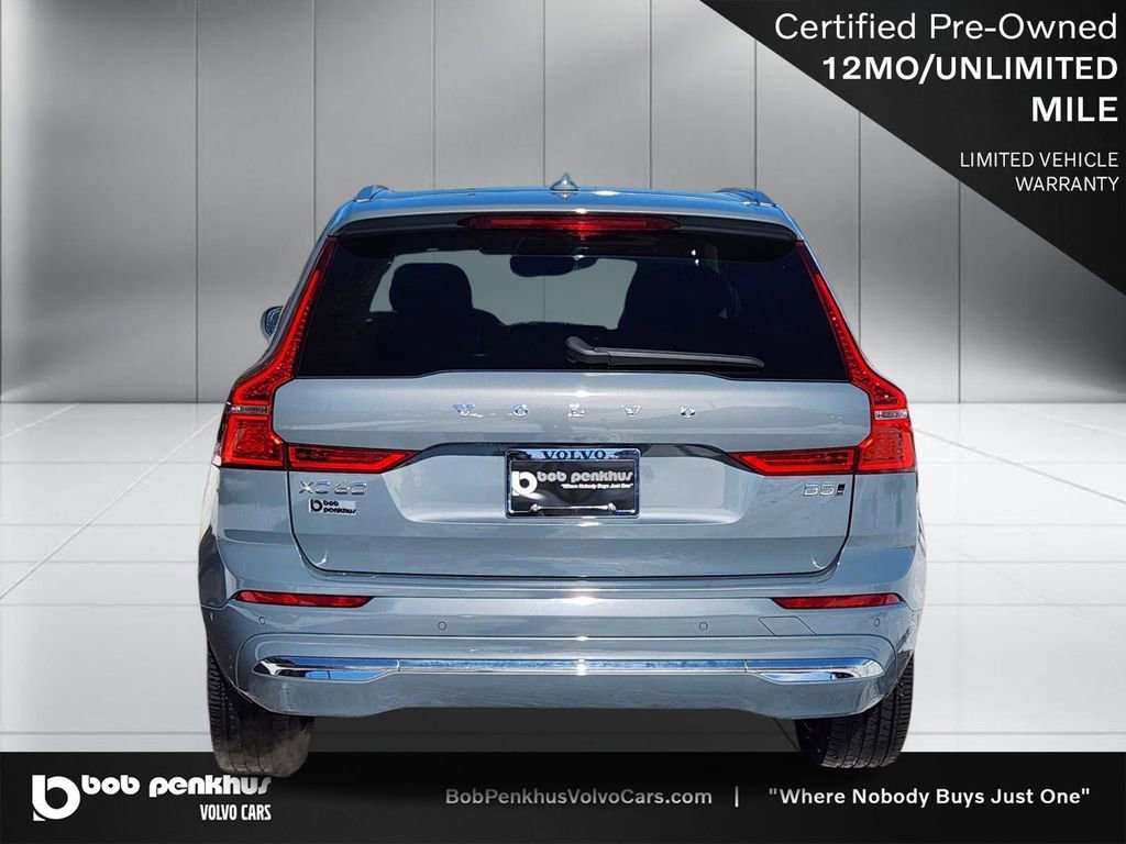 Used 2023 Volvo XC60 B5 Plus image 25