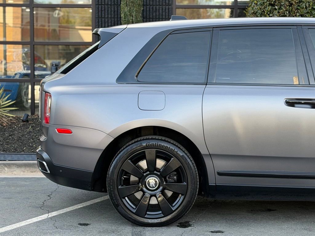 Used 2019 Rolls-Royce Cullinan image 24