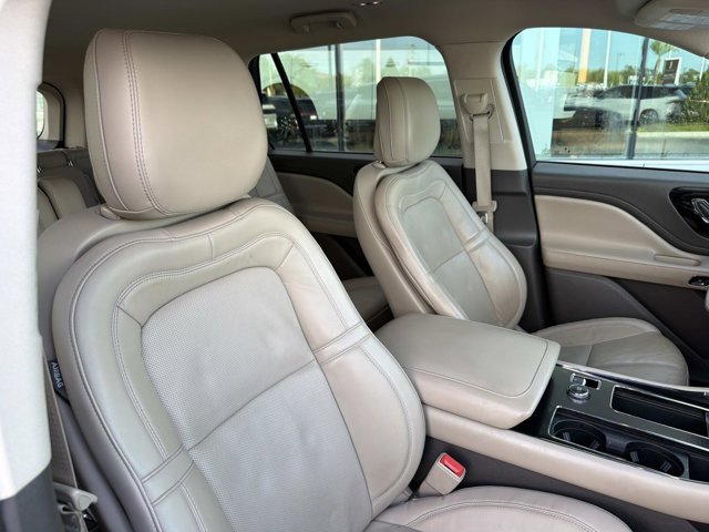 Used 2020 Lincoln Aviator Reserve w/ Elements Package Plus RWD image 20