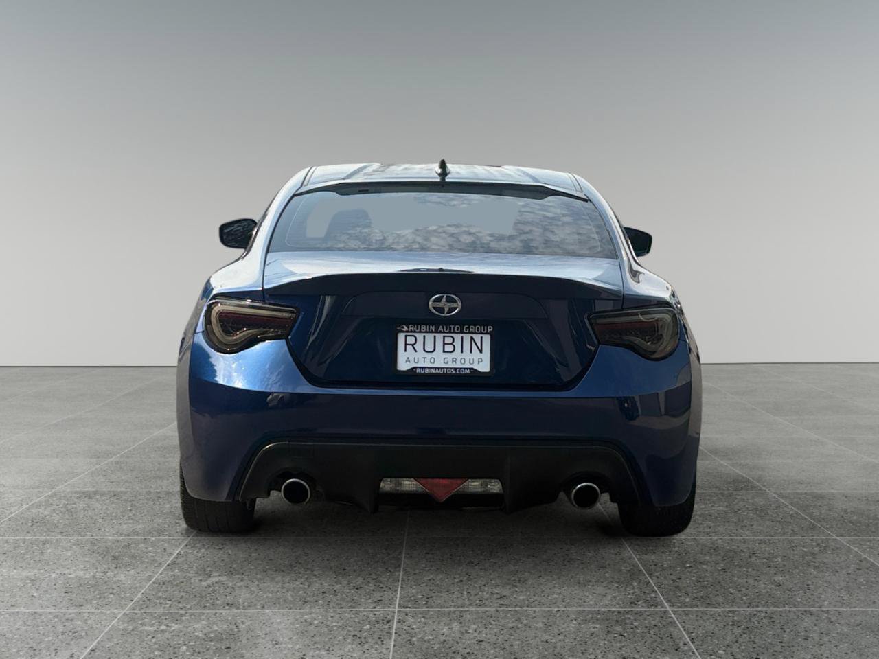 Used 2015 Scion FR-S RWD image 5