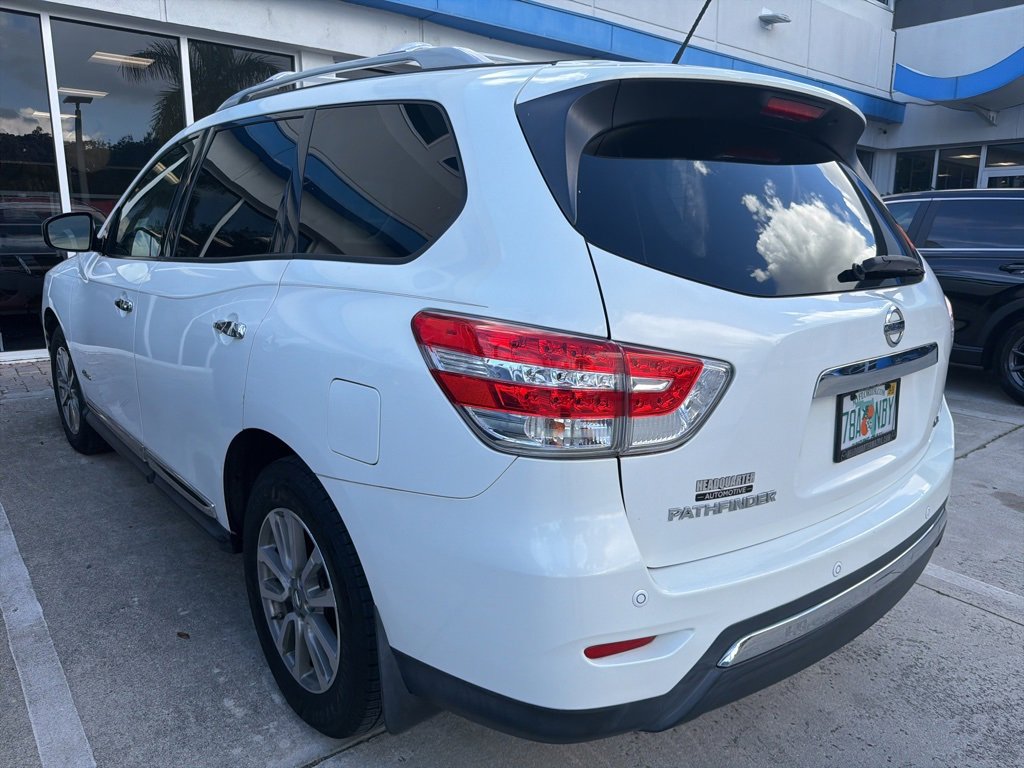 Used 2014 Nissan Pathfinder SL w/ SL Tech Package image 6