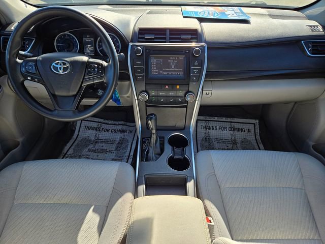 Used 2017 Toyota Camry LE image 9
