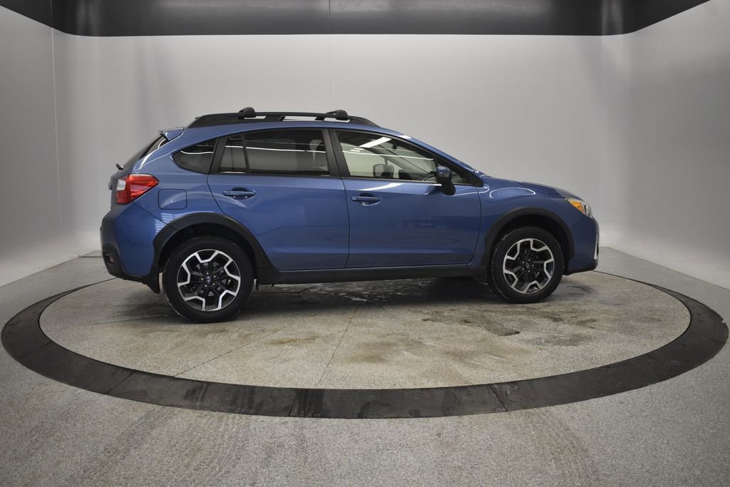 Used 2017 Subaru Crosstrek 2.0i Limited image 13
