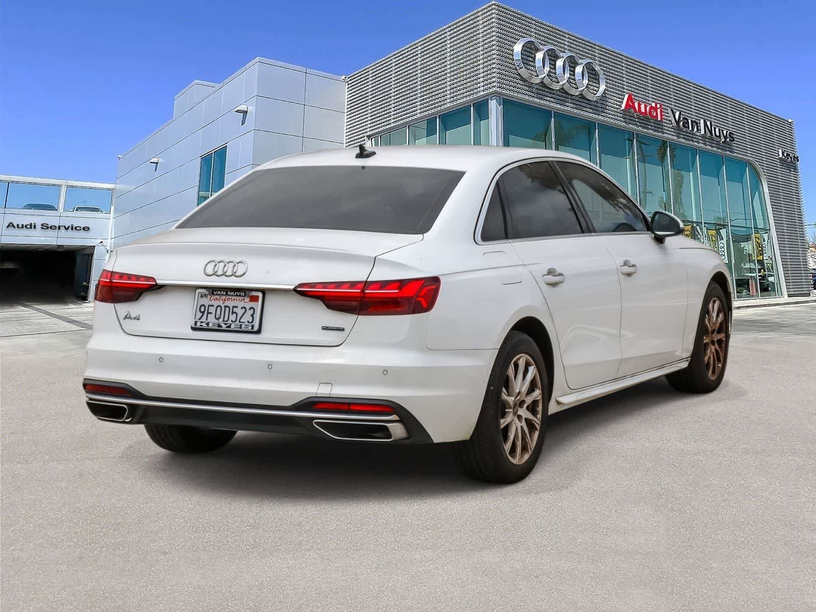 Used 2023 Audi A4 2.0T Premium w/ Convenience Package AWD/4WD image 4