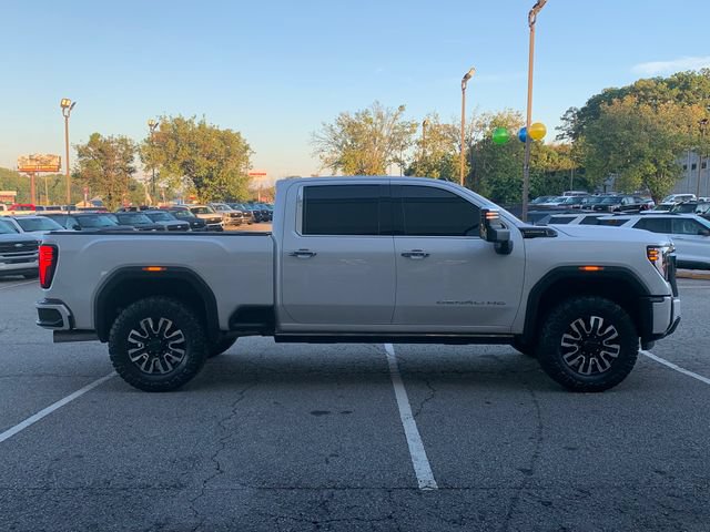 Used 2024 GMC Sierra 2500 Denali Ultimate AWD/4WD image 4