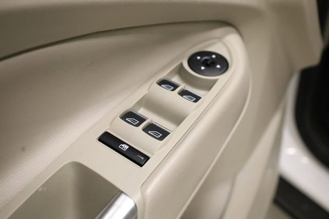 Used 2017 Ford Escape Titanium image 18