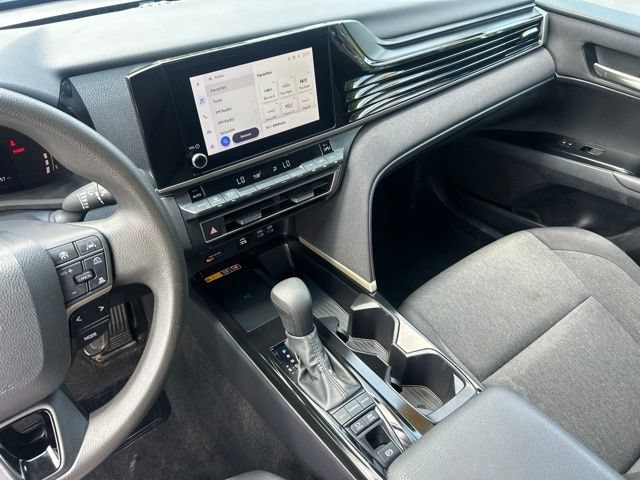 Used 2025 Toyota Camry LE FWD image 29