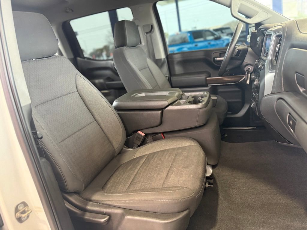 Used 2020 Chevrolet Silverado 1500 LT image 22