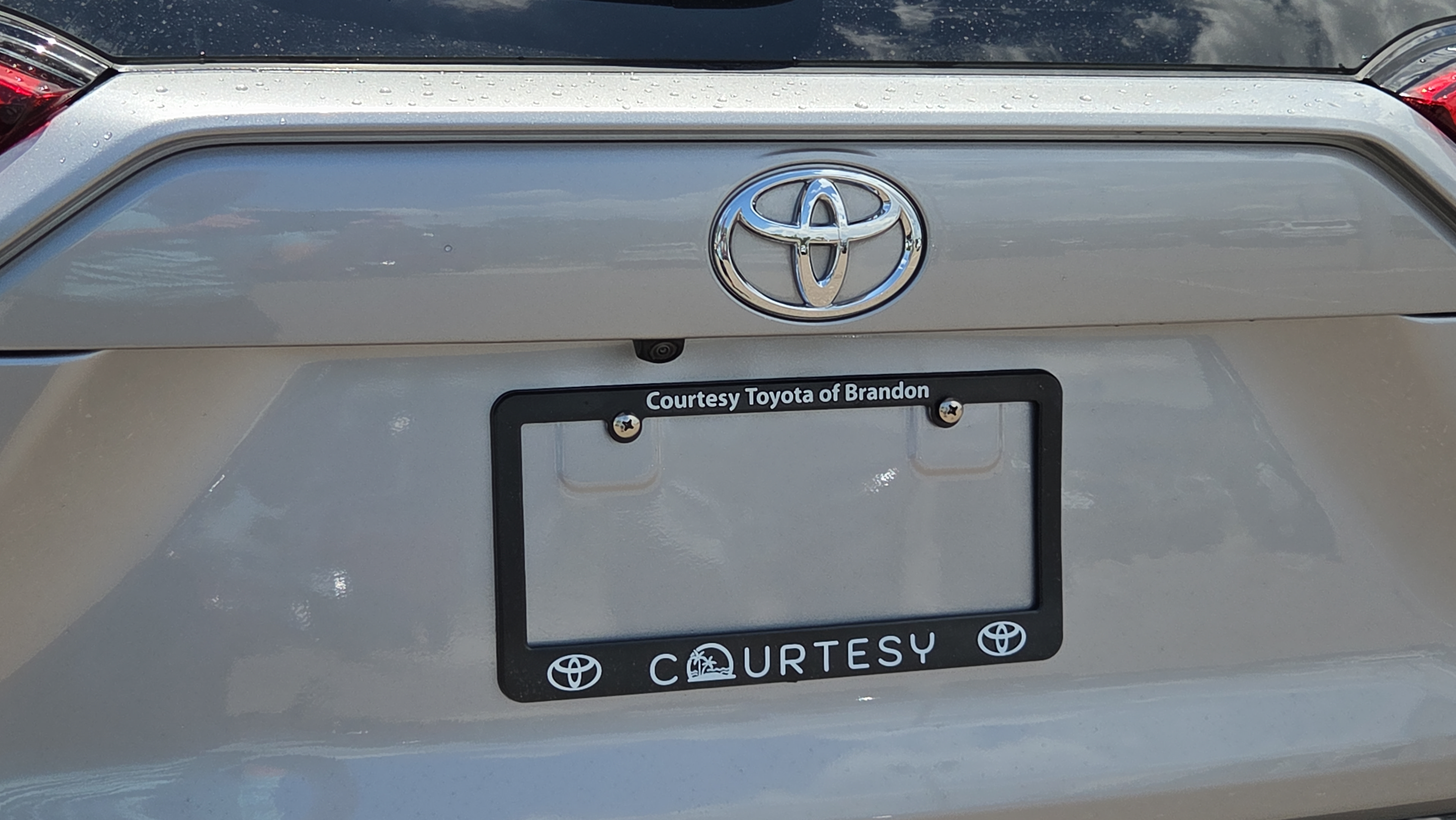 Certified 2024 Toyota RAV4 XLE Premium FWD image 30