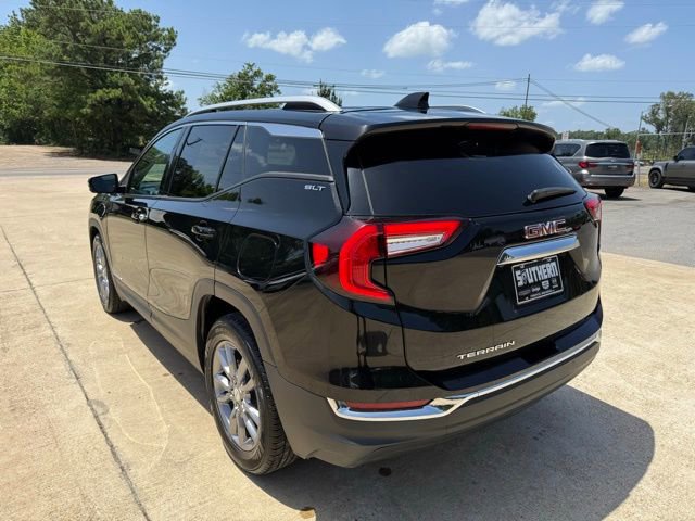 Used 2022 GMC Terrain SLT image 3