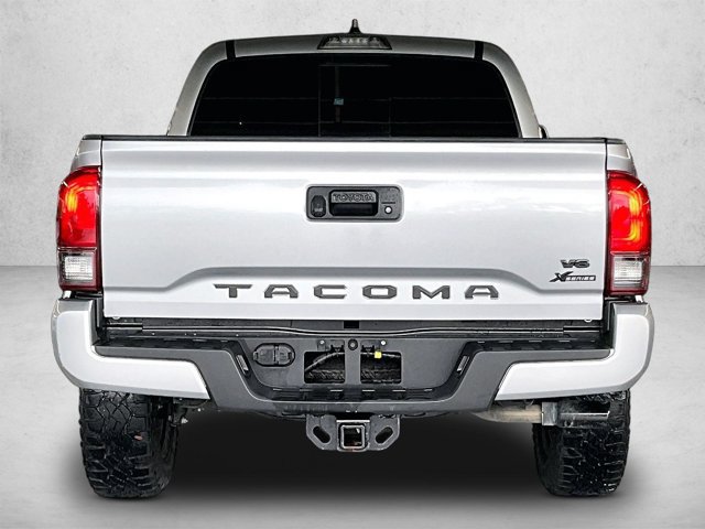 Used 2022 Toyota Tacoma SR5 w/ Technology Package RWD image 4