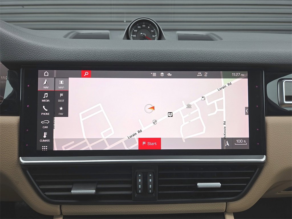 Used 2021 Porsche Cayenne Coupe image 11