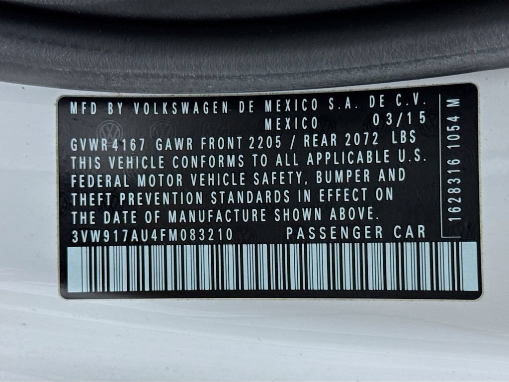 Used 2015 Volkswagen Golf S FWD image 21