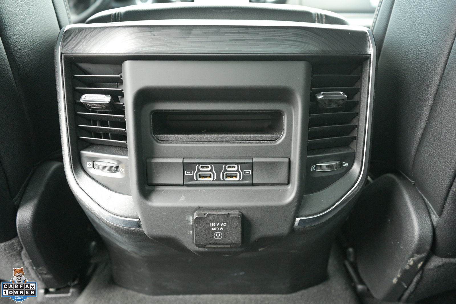Used 2023 RAM 1500 Laramie AWD/4WD image 5