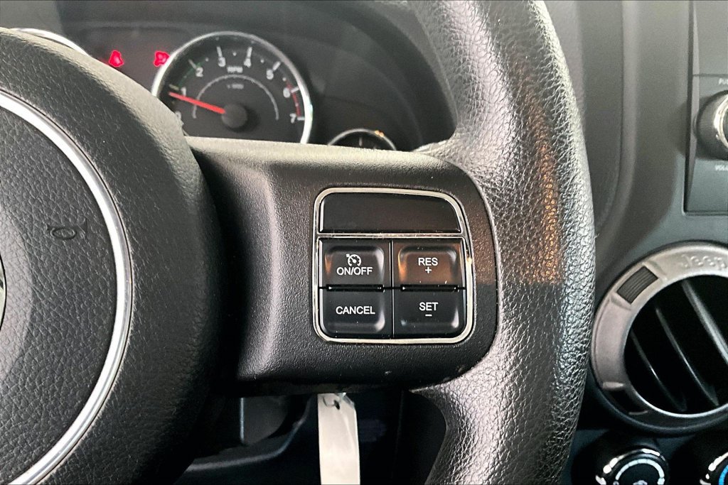 Used 2011 Jeep Wrangler Sport AWD/4WD image 11