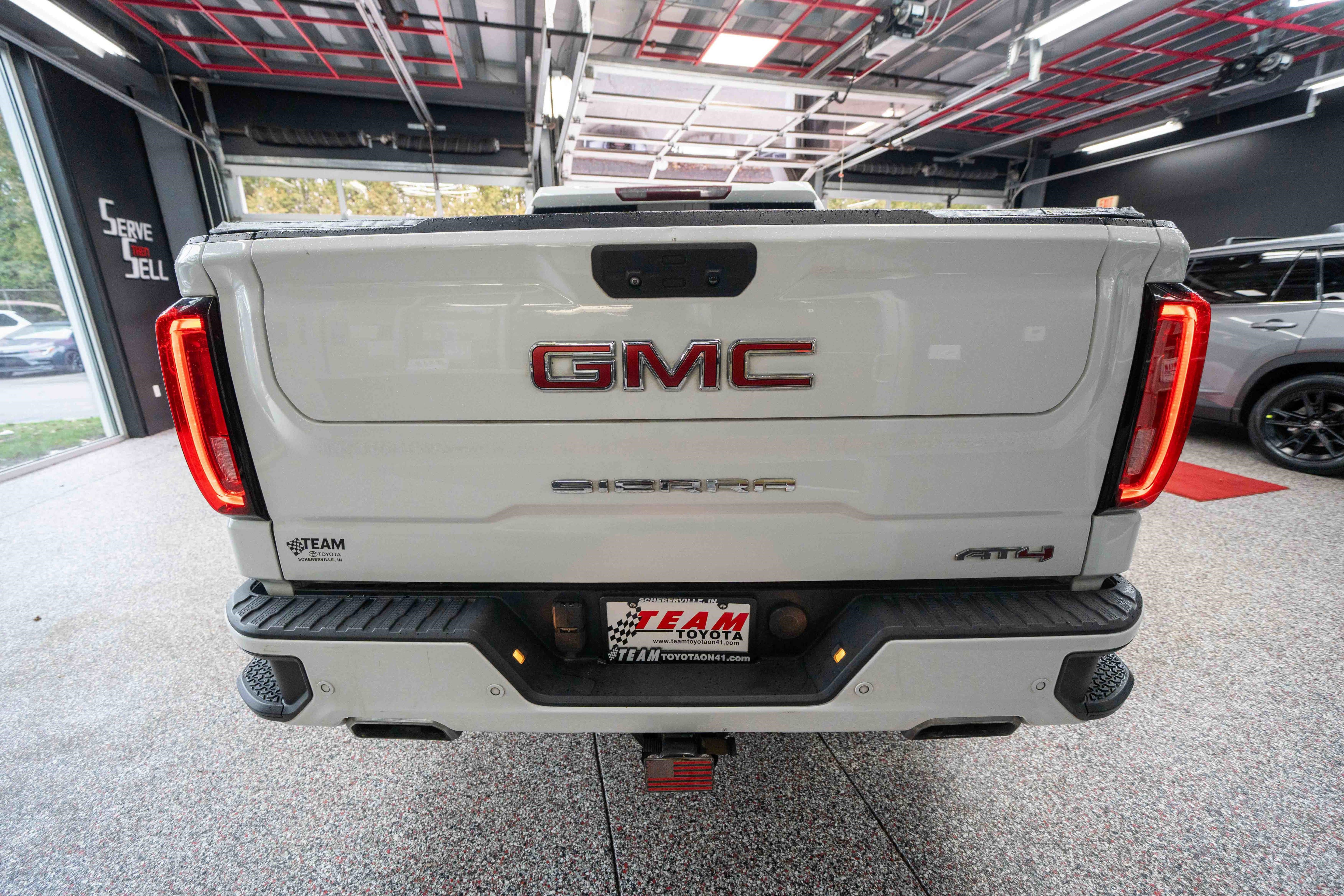 Used 2019 GMC Sierra 1500 AT4 w/ AT4 Premium Package image 3