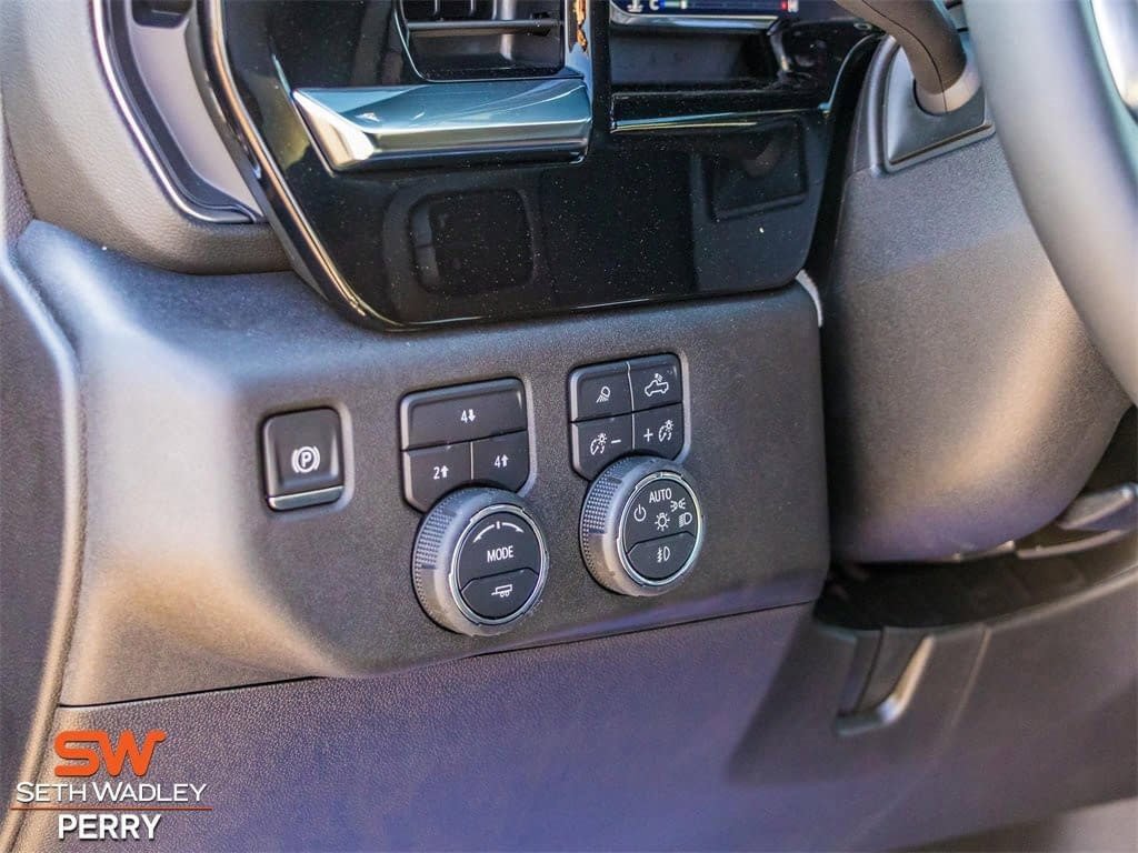 New 2025 Chevrolet Silverado 2500 LT w/ Trail Boss Package image 34