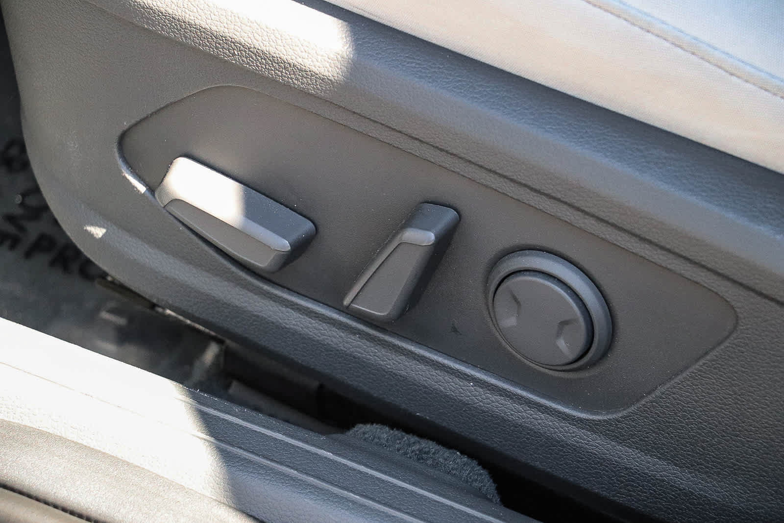 Used 2023 Hyundai Sonata SEL w/ Convenience Package FWD image 16
