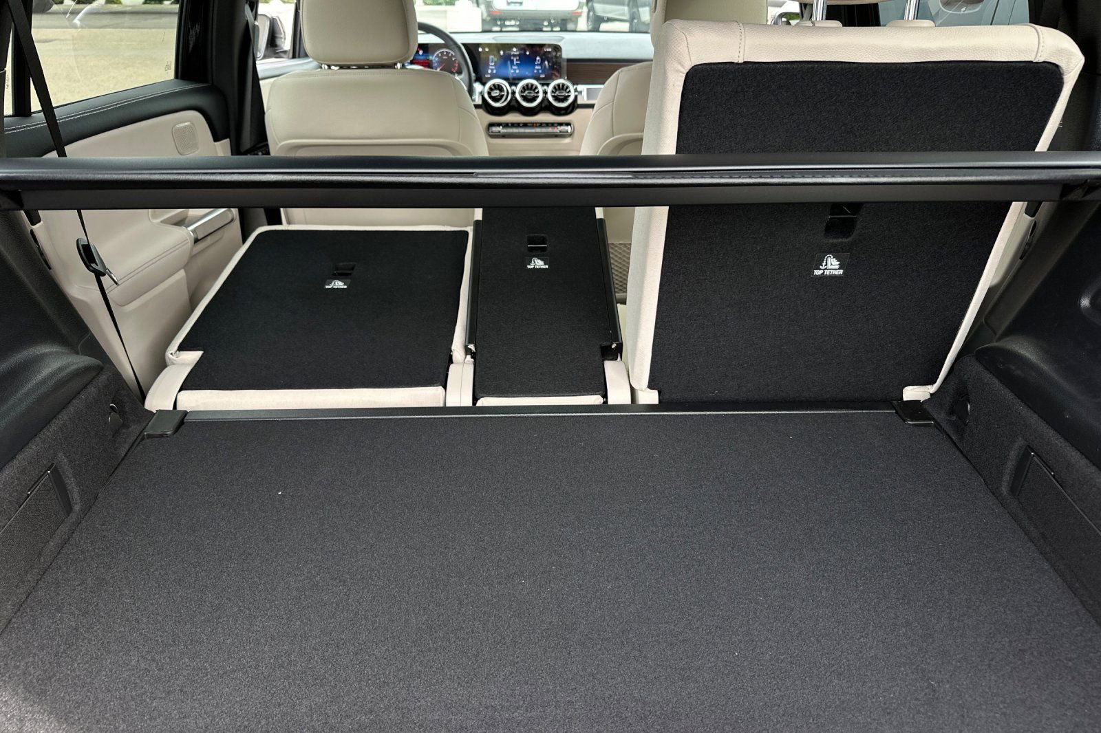 New 2026 Mercedes-Benz GLB 250 image 36