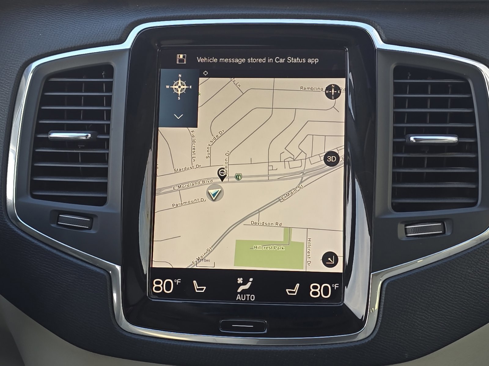 Used 2017 Volvo XC90 T6 Momentum w/ Vision Package image 16