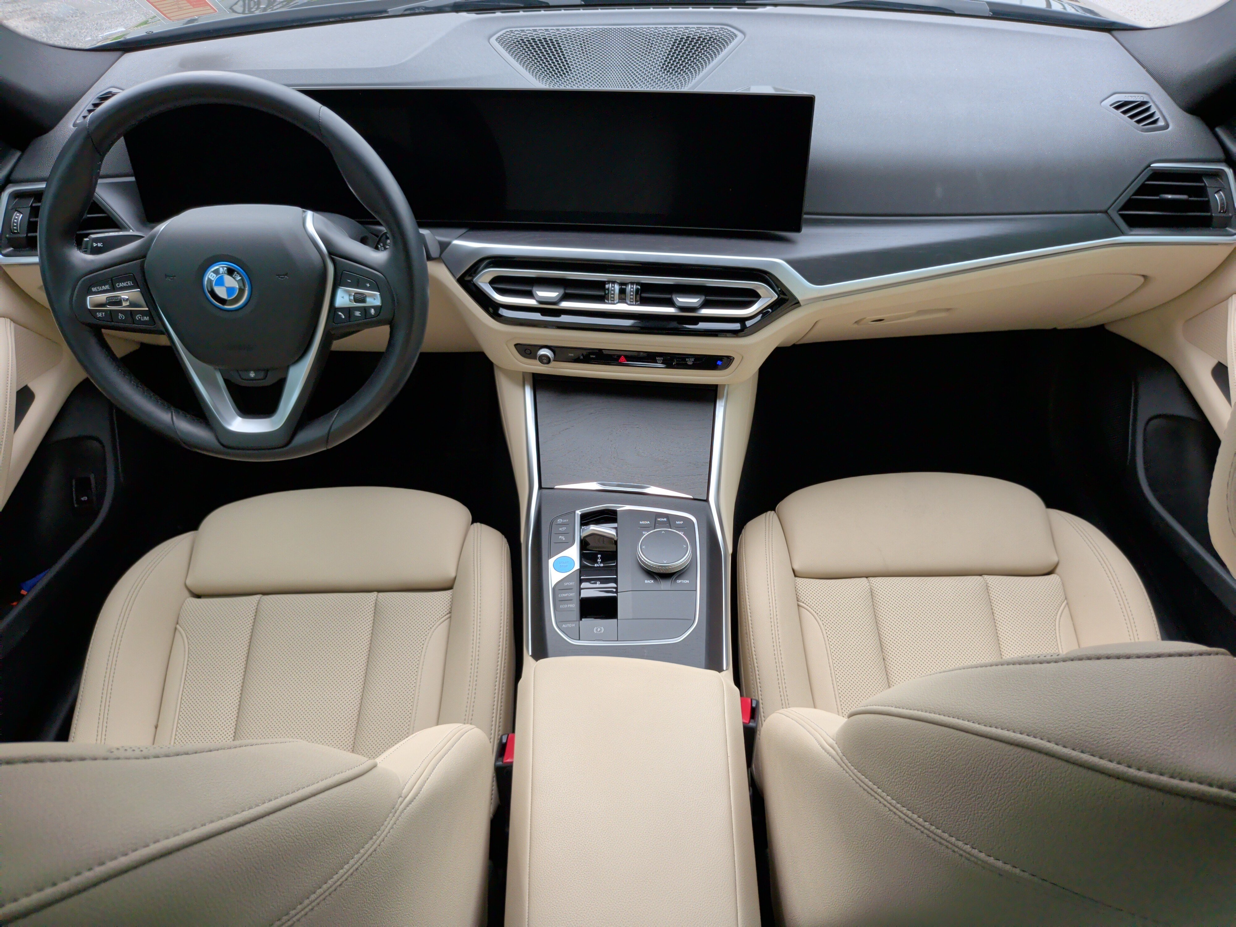 Certified 2023 BMW i4 eDrive35 w/ Premium Package RWD image 33