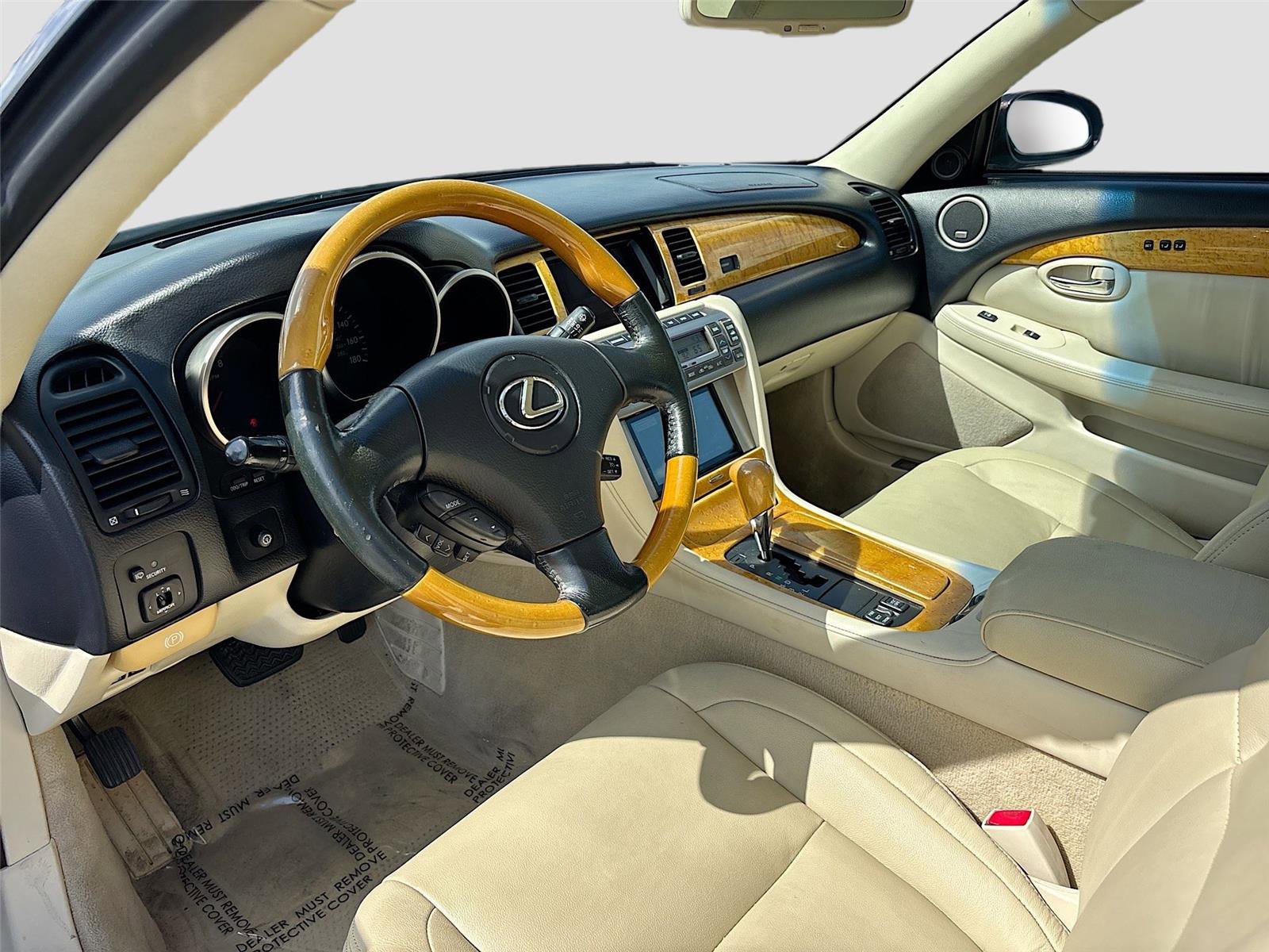 Used 2005 Lexus SC 430 Convertible image 10