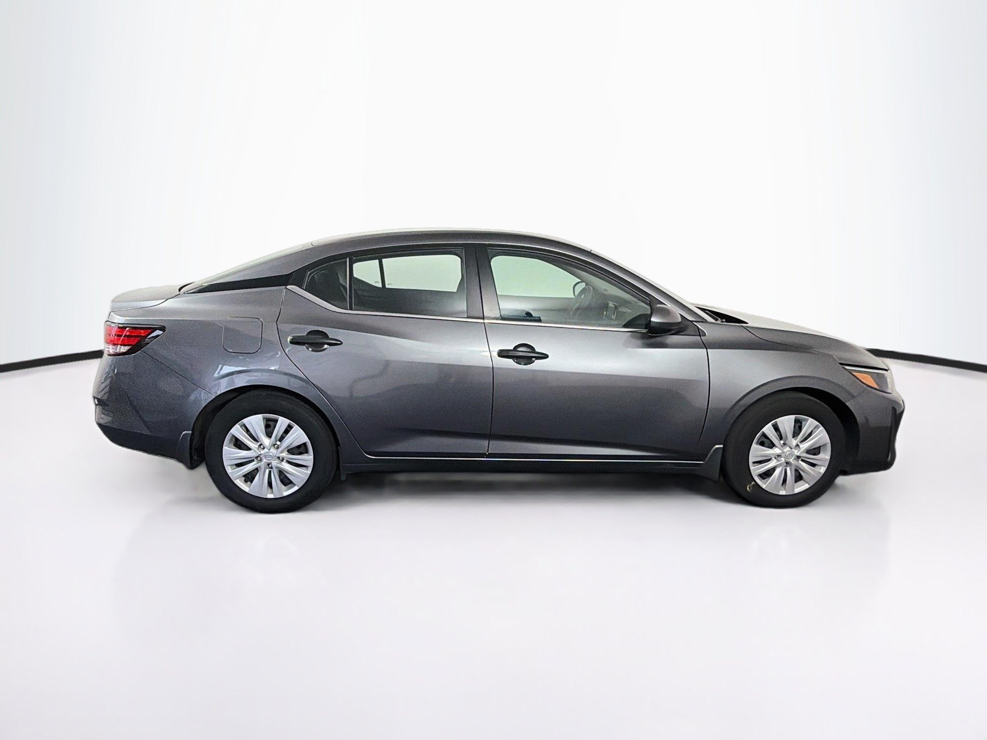 Used 2025 Nissan Sentra S FWD image 10
