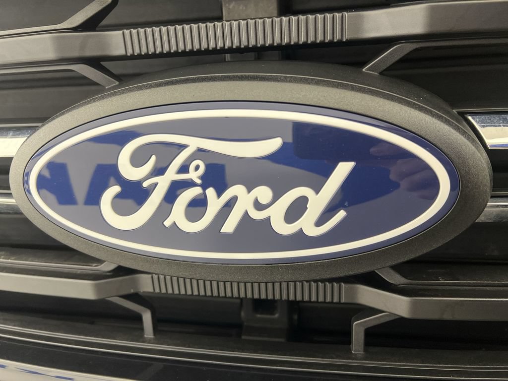 Used 2025 Ford F150 XLT w/ Equipment Group 301A Standard AWD/4WD image 29